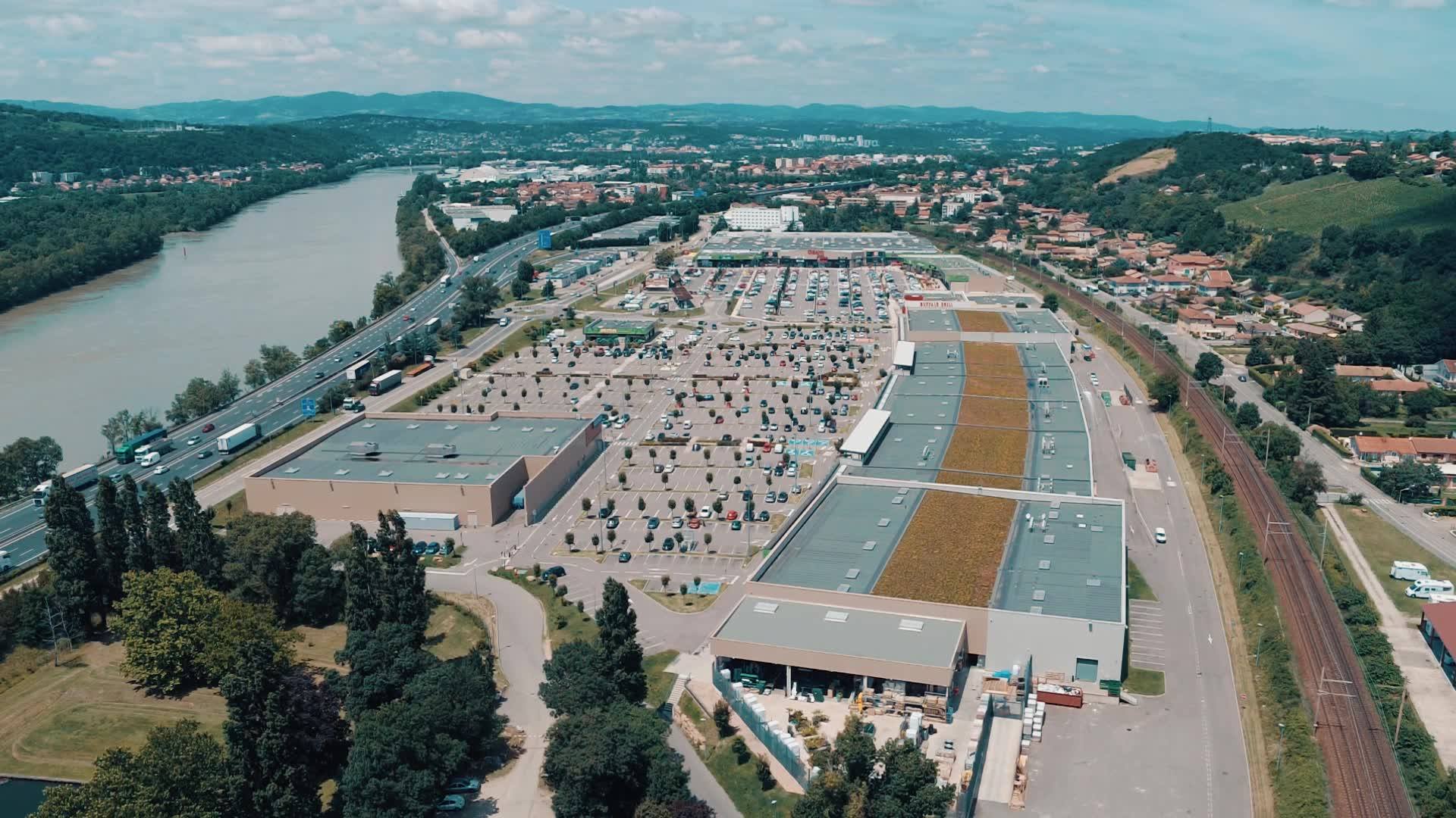 TwentyTwo Real Estate réalise l’acquisition du Retail Park Chasse Sud